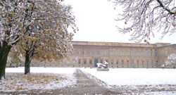 Alte Pinakothek München in Schnee-Kulisse